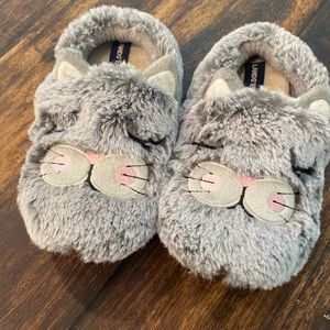 Lands End Kids Fuzzy Slippers - Size 1